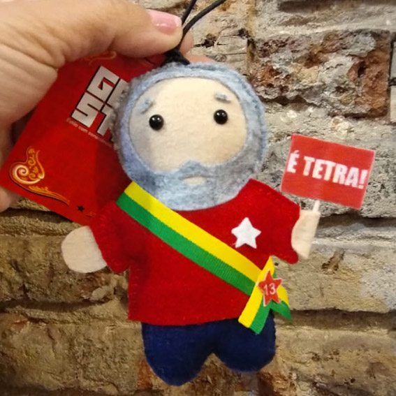 Chaveiro Lula Lulinha Camisa Vermelha