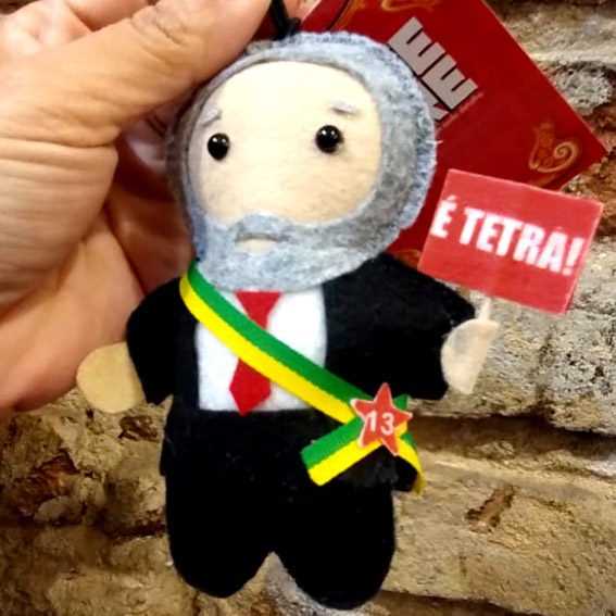 Chaveiro Lula Lulinha Terno Preto
