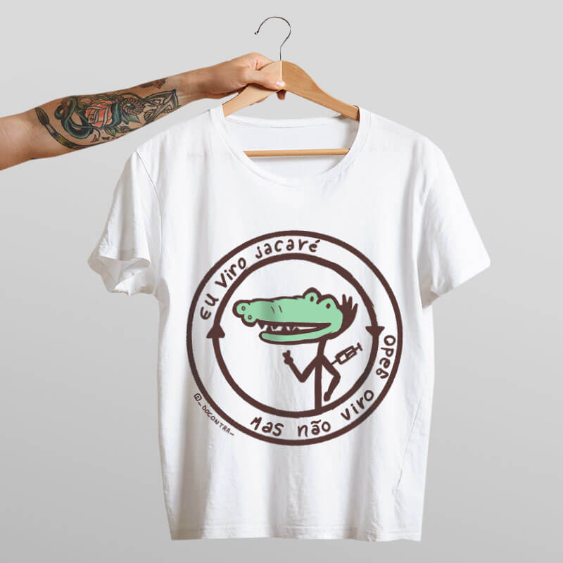 Camiseta de algodão Eu viro jacaré, mas não viro gado por @_docontra_